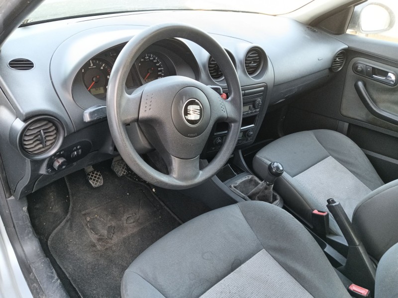 seat cordoba (6l2) del año 2004