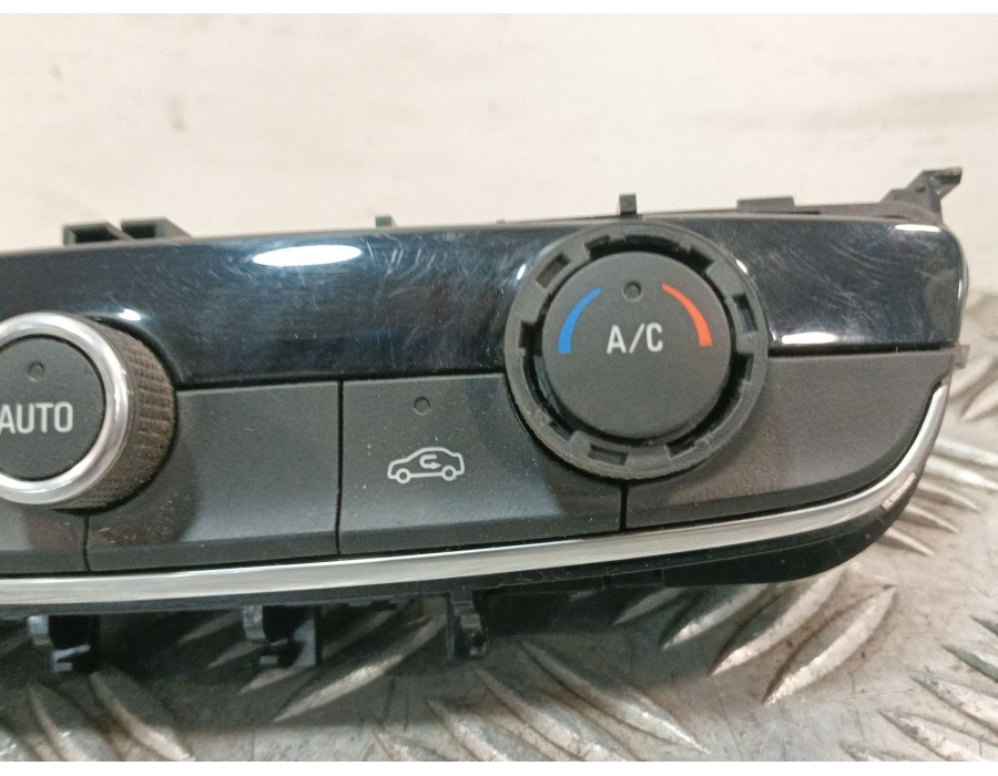 Recambio de mando climatizador para opel crossland x / crossland (p17, p2qo) 1.2 (75) referencia OEM IAM 98226305YX  
