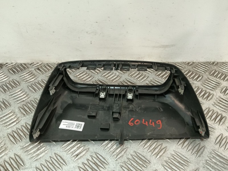 Recambio de moldura para opel crossland x / crossland (p17, p2qo) 1.2 (75) referencia OEM IAM 28529096 39093050 