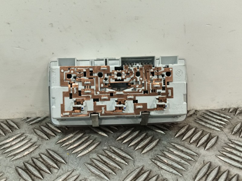 Recambio de luz interior para opel crossland x / crossland (p17, p2qo) 1.2 (75) referencia OEM IAM 39027174  
