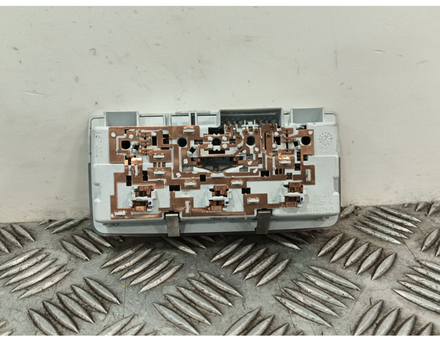 Recambio de luz interior para opel crossland x / crossland (p17, p2qo) 1.2 (75) referencia OEM IAM 39027174  