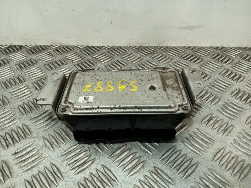 Recambio de centralita motor uce para toyota aygo (_b1_) 1.0 (kgb10_) referencia OEM IAM 896610H070 0261S04464 