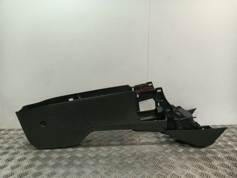 Recambio de consola central para opel crossland x / crossland (p17, p2qo) 1.2 (75) referencia OEM IAM 13464984  