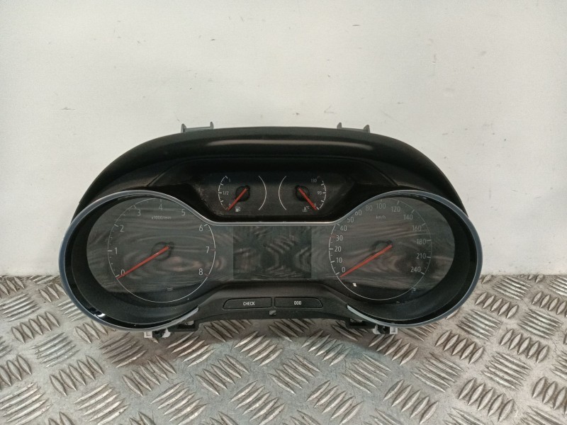 Recambio de cuadro instrumentos para opel crossland x / crossland (p17, p2qo) 1.2 (75) referencia OEM IAM 983100218000  