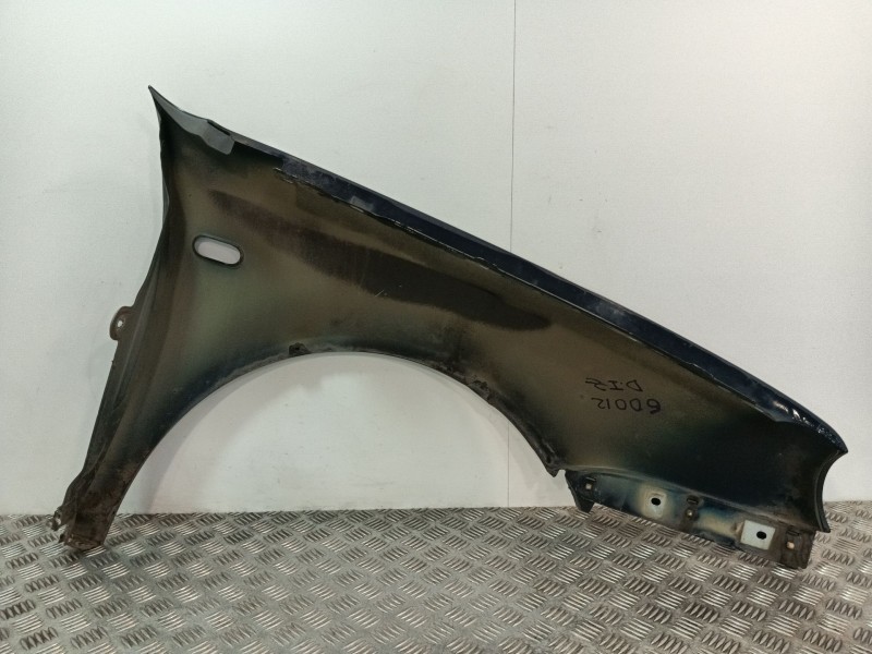 Recambio de aleta delantera izquierda para volkswagen golf iv (1j1) 1.6 16v referencia OEM IAM 1J0821021  