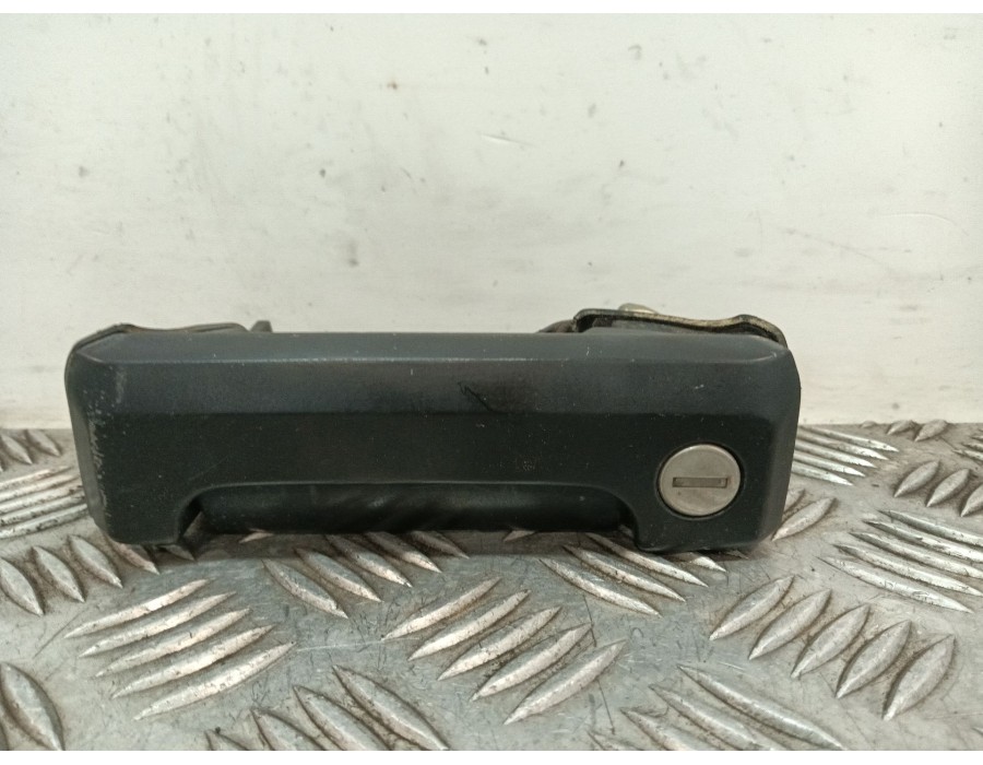 Recambio de maneta exterior trasera derecha para volkswagen t4 transporter/furgoneta (mod. 1991) referencia OEM IAM 701843730B  