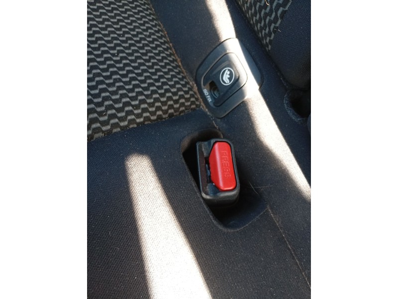 Recambio de enganche cinturon trasero central para nissan pulsar hatchback (c13) 1.2 dig-t referencia OEM IAM 888523ZL0A  