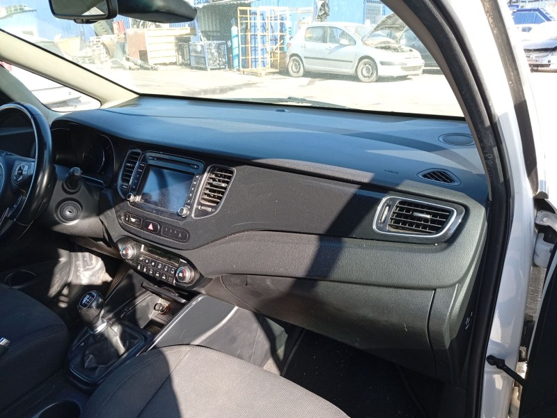 Recambio de airbag delantero derecho para kia carens iv 1.7 crdi referencia OEM IAM 84530A4000  