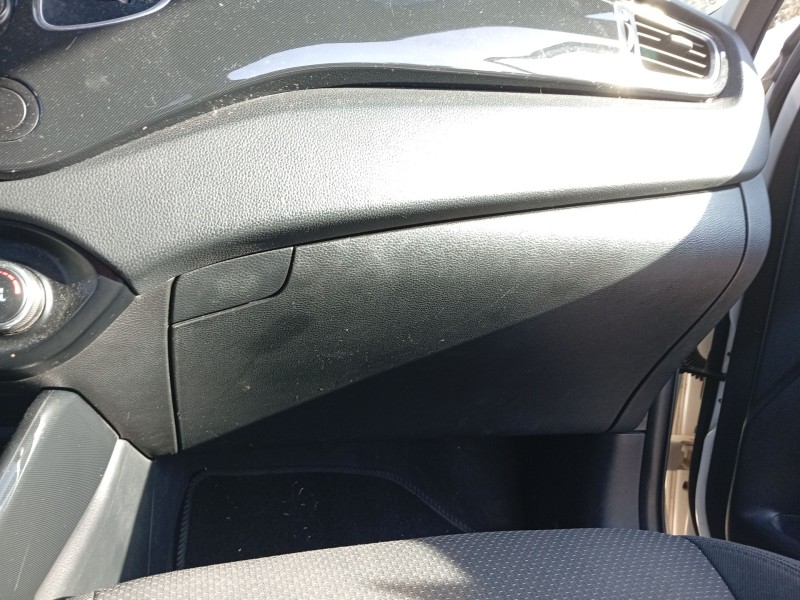 Recambio de guantera para kia carens iv 1.7 crdi referencia OEM IAM 84510A4900WK  