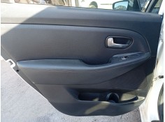 Recambio de elevalunas trasero izquierdo para kia carens iv 1.7 crdi referencia OEM IAM 83471A4010   2
