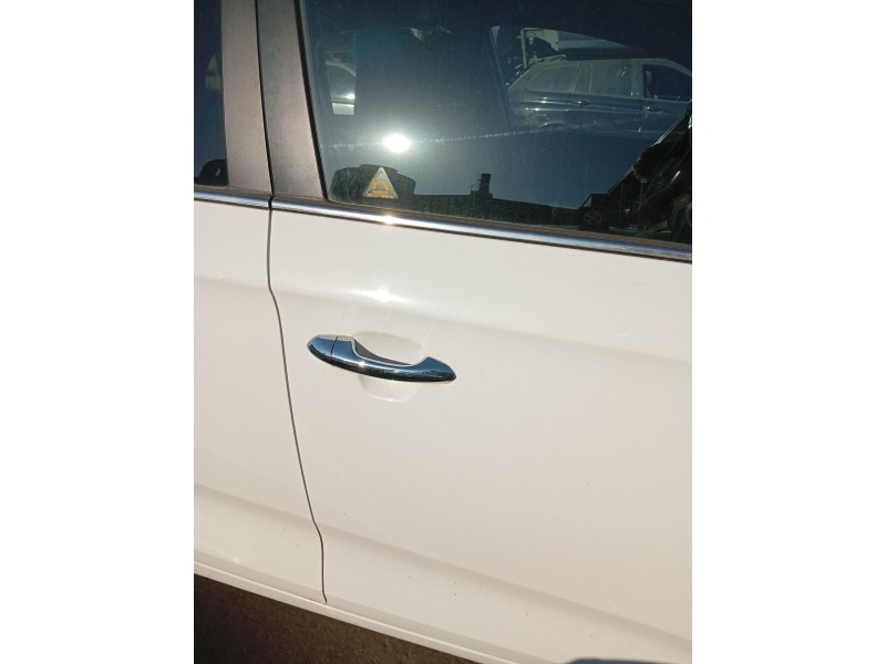 Recambio de maneta exterior delantera derecha para kia carens iv 1.7 crdi referencia OEM IAM 82661A4010  