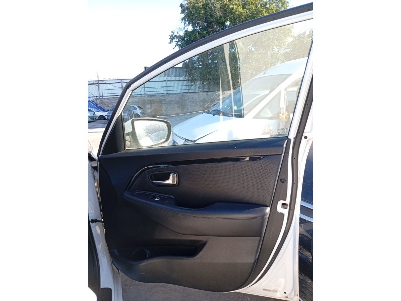 Recambio de elevalunas delantero derecho para kia carens iv 1.7 crdi referencia OEM IAM 82481A4030  