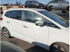 Recambio de puerta delantera derecha para kia carens iv 1.7 crdi referencia OEM IAM 76004A4000   2