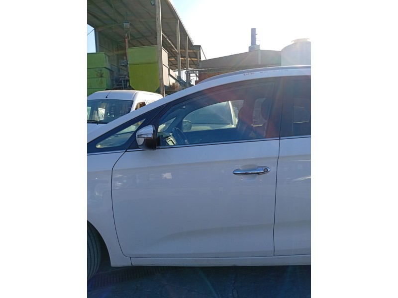 Recambio de puerta delantera izquierda para kia carens iv 1.7 crdi referencia OEM IAM 76003A4000  