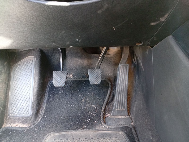 Recambio de pedal acelerador para kia carens iv 1.7 crdi referencia OEM IAM 32700A4100  
