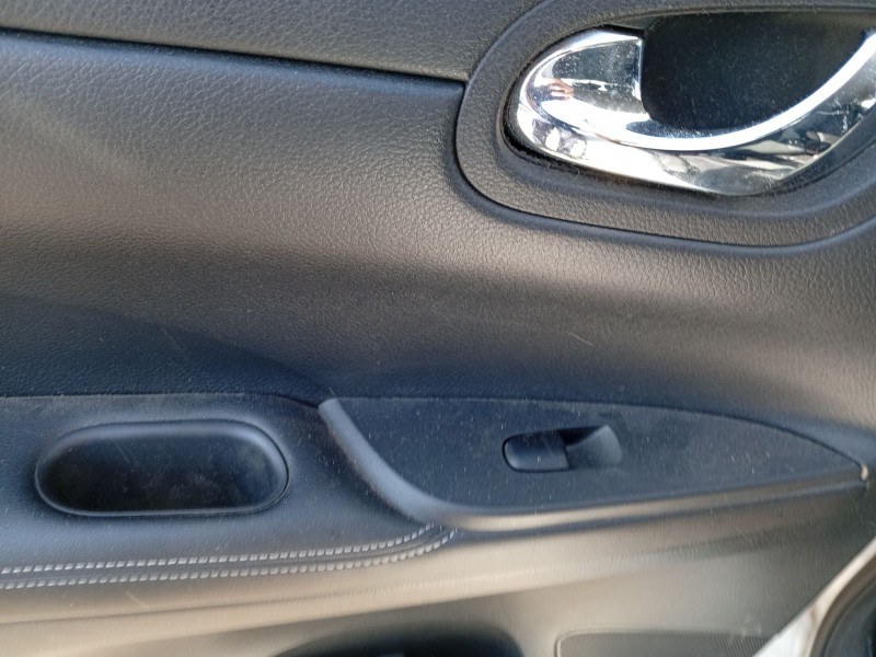 Recambio de mando elevalunas trasero izquierdo para nissan pulsar hatchback (c13) 1.2 dig-t referencia OEM IAM 254114CE0A  
