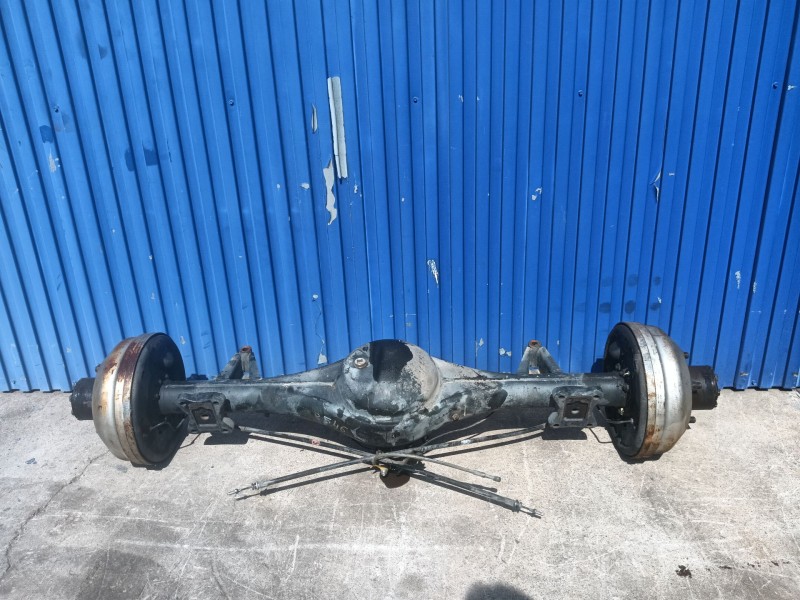 Recambio de puente trasero para nissan cabstar 01.04 referencia OEM IAM 3831109840  