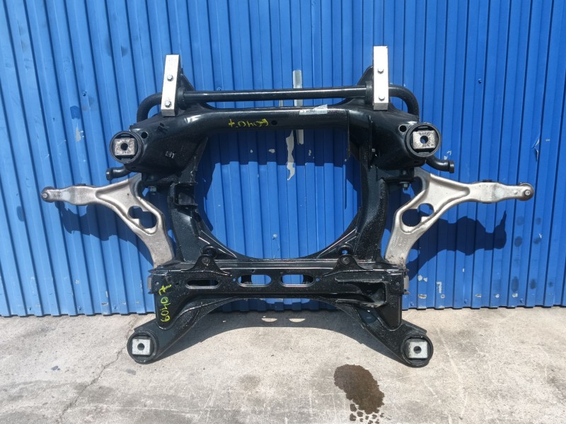 Recambio de puente delantero para audi q7 (4lb) 4.2 fsi quattro referencia OEM IAM 7L0499030Q  