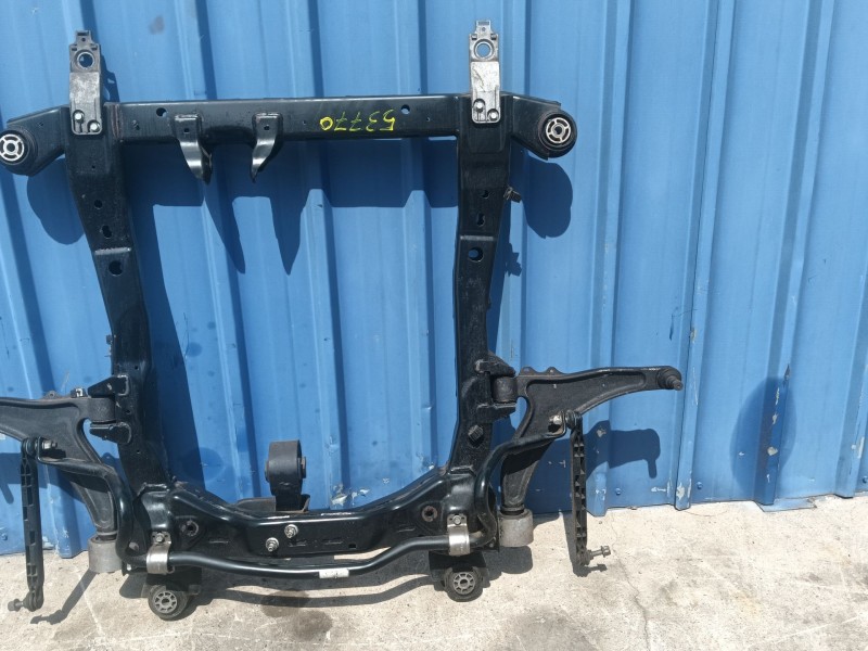 Recambio de puente delantero para opel insignia berlina 2.0 cdti cat referencia OEM IAM 13478789  