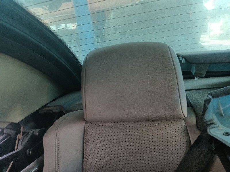Recambio de reposacabezas trasero derecho para peugeot 307 cc (3b) 2.0 16v referencia OEM IAM 8851NY  