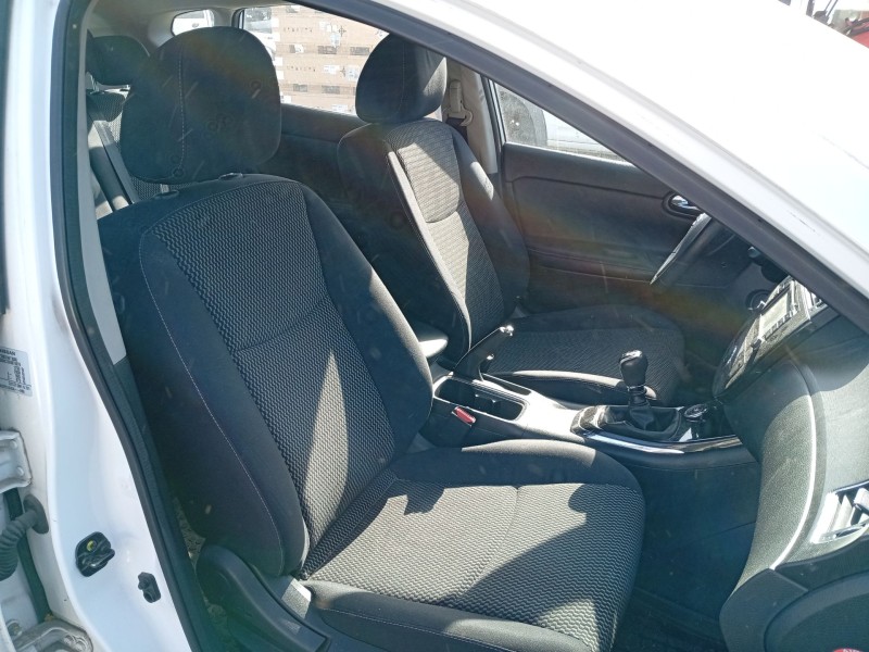 Recambio de asiento delantero derecho para nissan pulsar hatchback (c13) 1.2 dig-t referencia OEM IAM 873014EB1B  
