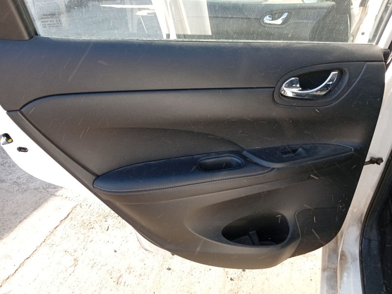 Recambio de guarnecido puerta trasera izquierda para nissan pulsar hatchback (c13) 1.2 dig-t referencia OEM IAM 829013ZL0A  