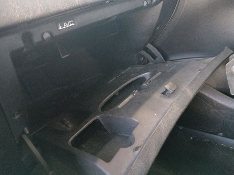 Recambio de guantera para peugeot 307 cc (3b) 2.0 16v referencia OEM IAM 8220TZ  