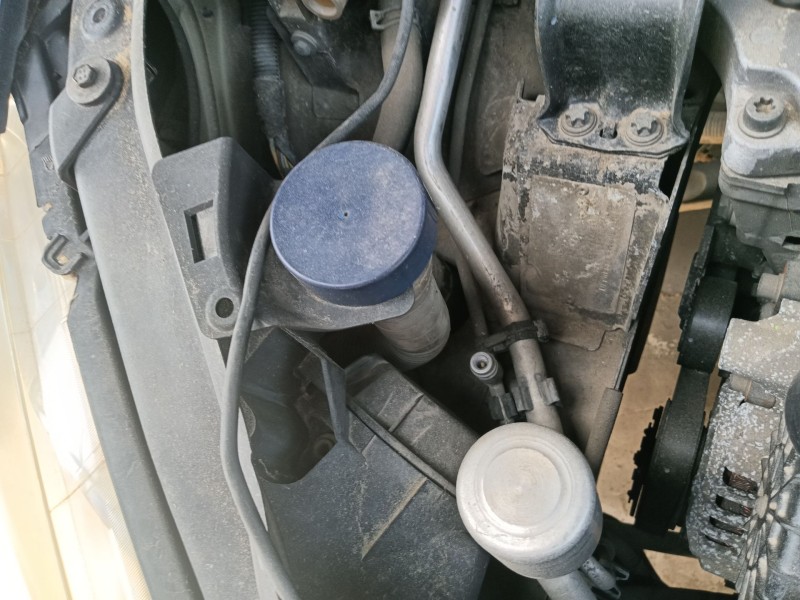 Recambio de deposito limpia para peugeot 307 cc (3b) 2.0 16v referencia OEM IAM 6431C2  