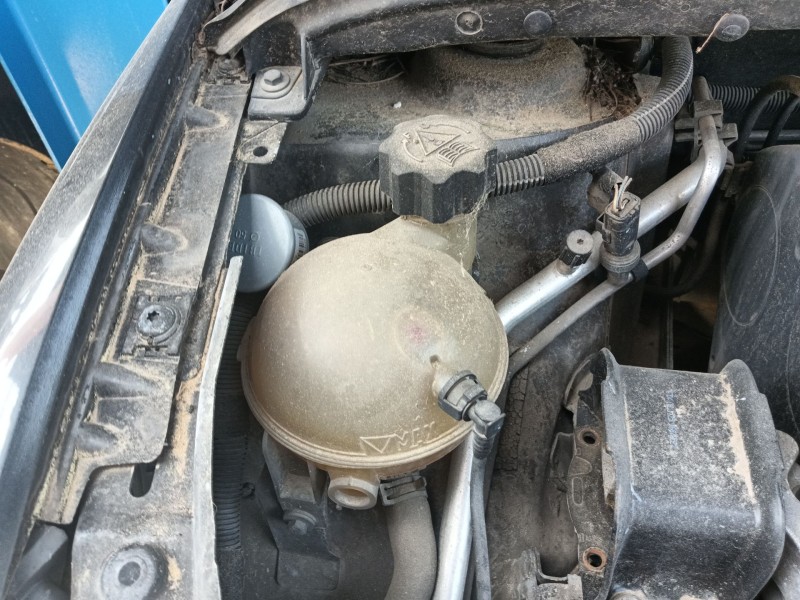 Recambio de deposito expansion para peugeot 307 cc (3b) 2.0 16v referencia OEM IAM 132386  