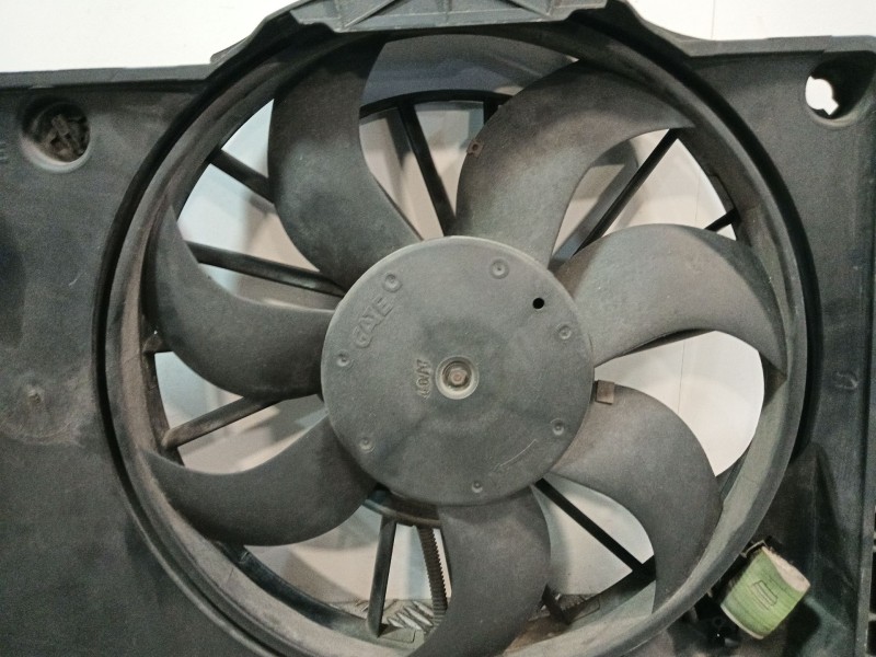 Recambio de electroventilador para opel meriva a monospace (x03) 1.6 (e75) referencia OEM IAM 8240391  