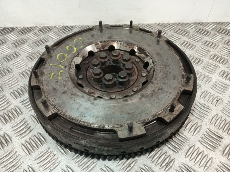 Recambio de volante motor para land rover discovery ii (l318) 2.5 td5 4x4 referencia OEM IAM 281274P0  