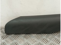 Recambio de moldura para iveco daily vi furgoneta 35s18, 35c18, 40c18, 50c18, 60c18, 65c18, 70c18 referencia OEM IAM 5801850027  2