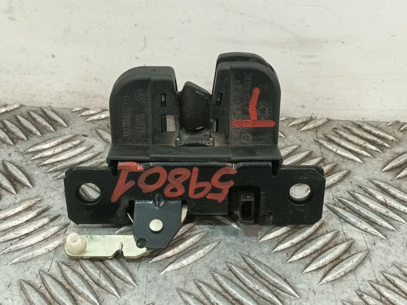 Recambio de cerradura maletero / porton para seat leon (1m1) 1.6 16 v referencia OEM IAM 3B9827505  