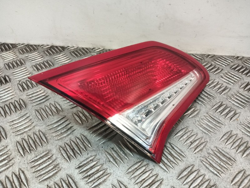 Recambio de piloto trasero izquierdo interior para citroën c4 lim. referencia OEM IAM 967215588001 VPAP2X13405B 
