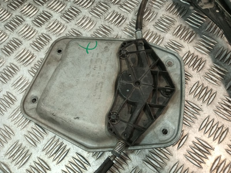 Recambio de elevalunas delantero izquierdo para volkswagen golf v (1k1) 1.9 tdi referencia OEM IAM 1K3837461A 1K4837461A 1K58374