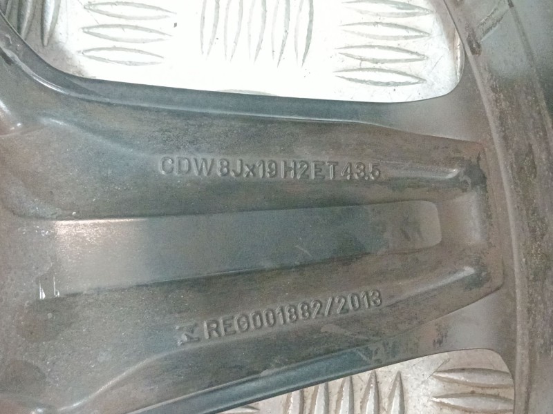 Recambio de llanta para mercedes-benz clase gla (w156) referencia OEM IAM A1564010600  