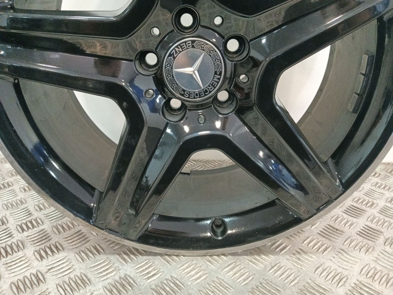 Recambio de llanta para mercedes-benz clase gla (w156) referencia OEM IAM A1564010600  