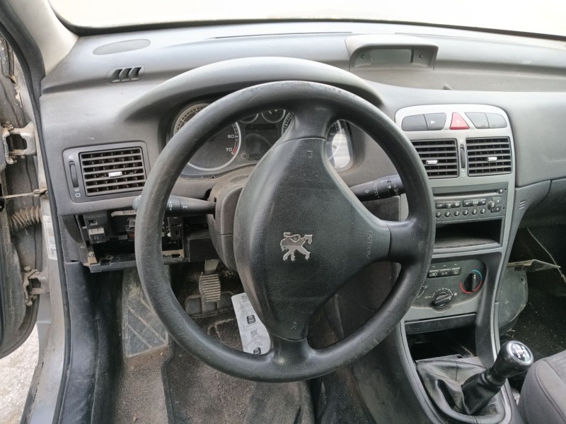 peugeot 307 (3a/c) del año 2002