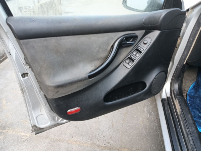 seat toledo ii (1m2) del año 2003