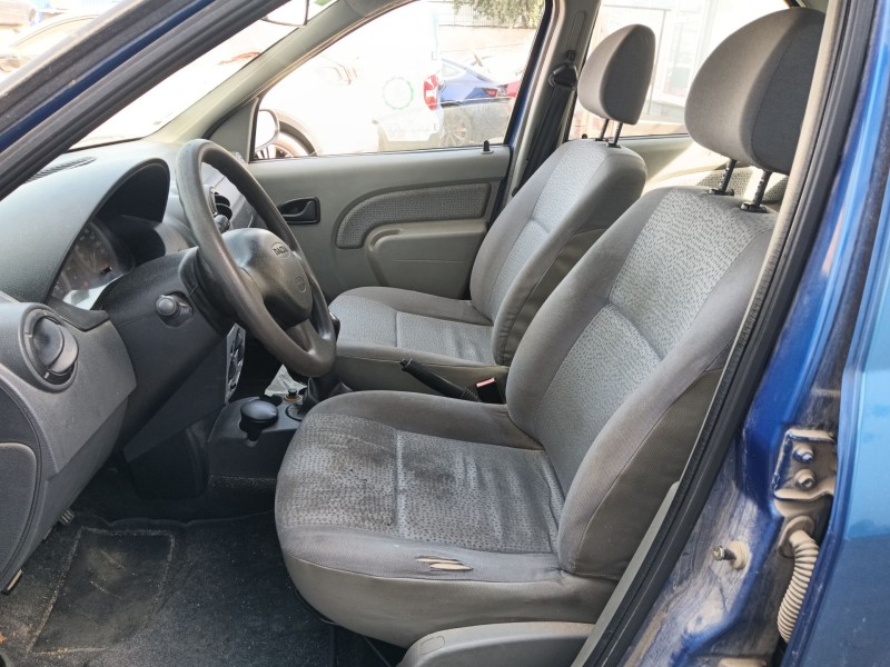 dacia logan (ls_) del año 2006