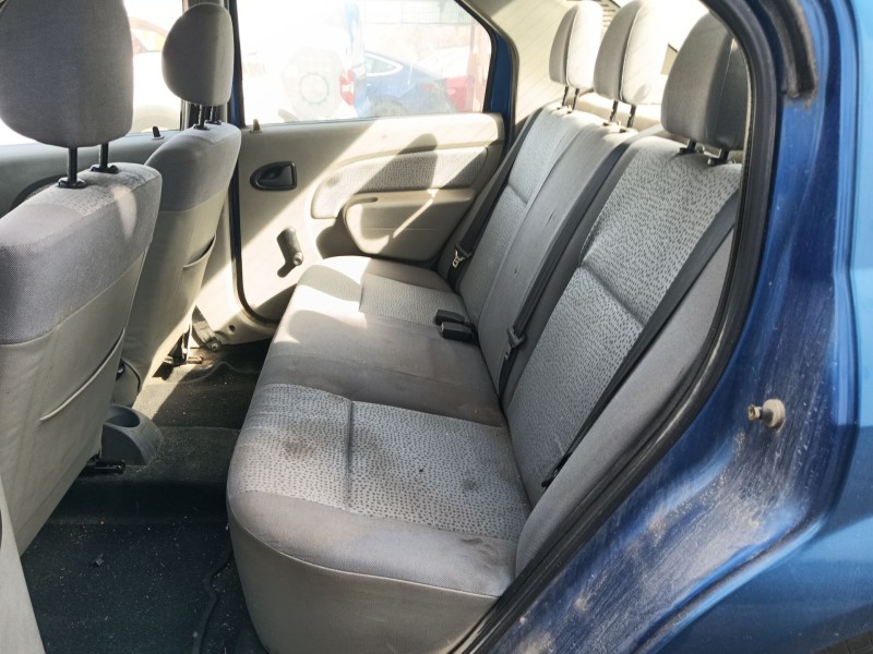 dacia logan (ls_) del año 2006