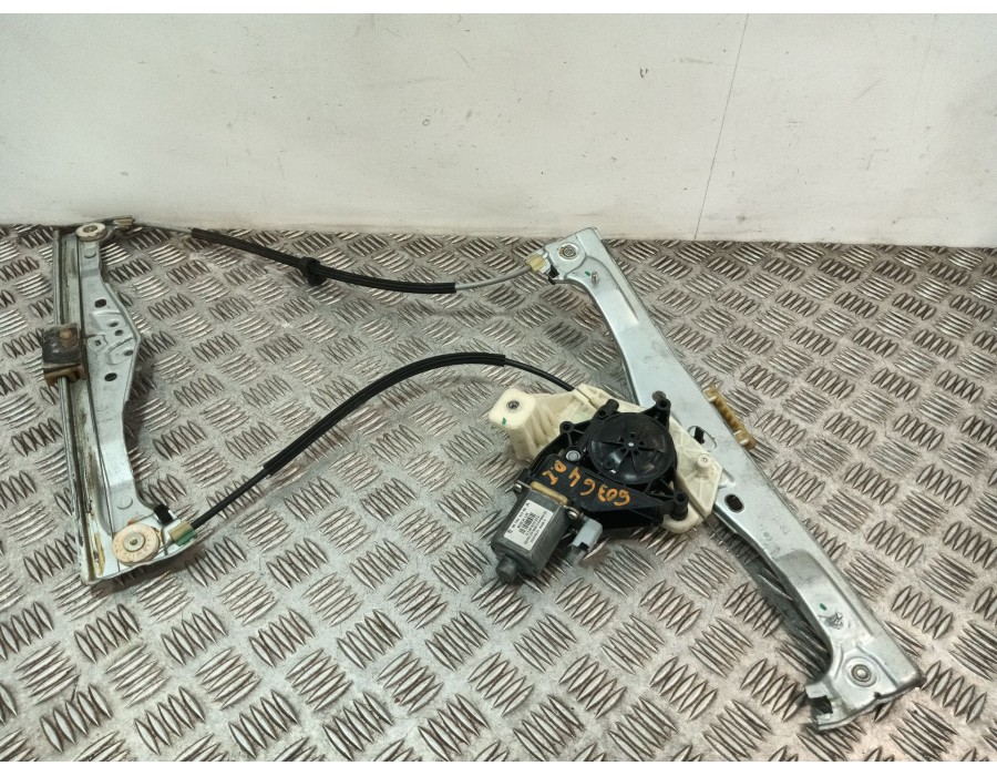 Recambio de elevalunas delantero izquierdo para citroën c4 cactus 1.2 vti 82 referencia OEM IAM 9810287780 9674252380 