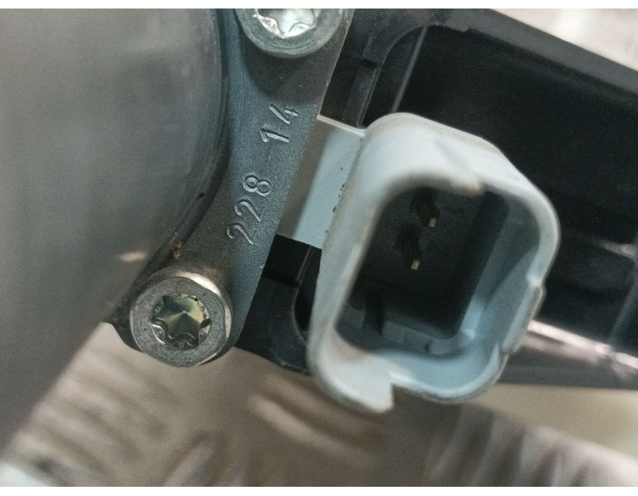 Recambio de elevalunas delantero izquierdo para citroën c4 cactus 1.2 vti 82 referencia OEM IAM 9810287780 9674252380 