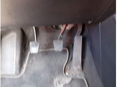 Recambio de pedal embrague para kia carens iv 1.7 crdi referencia OEM IAM 32802A4200  