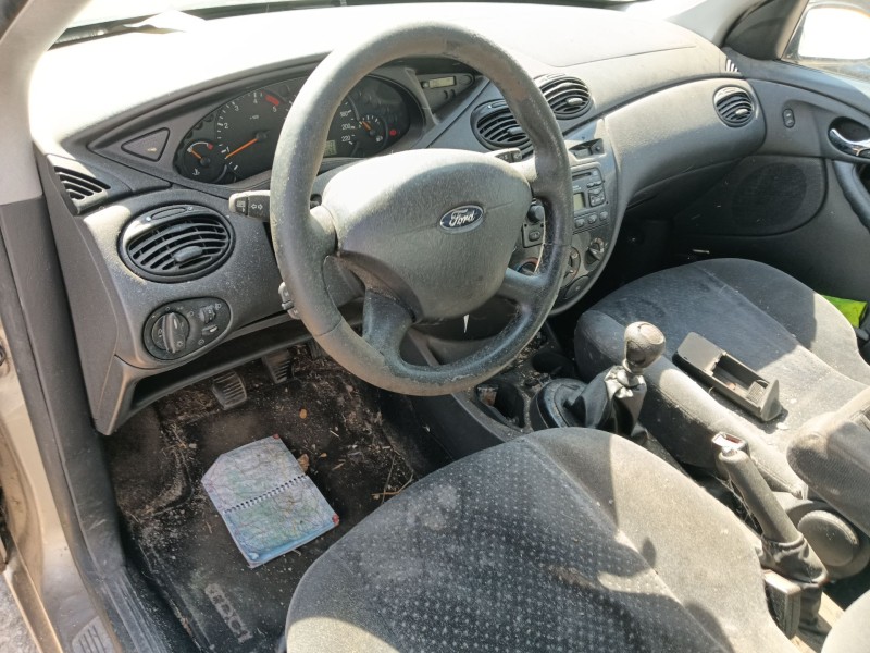 ford focus i sedán (dfw) del año 2003