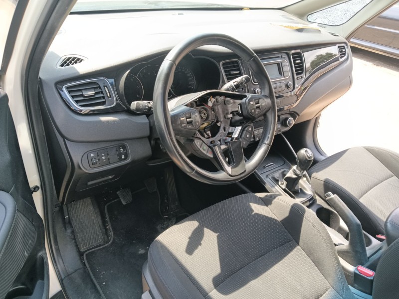 kia carens iv del año 2015