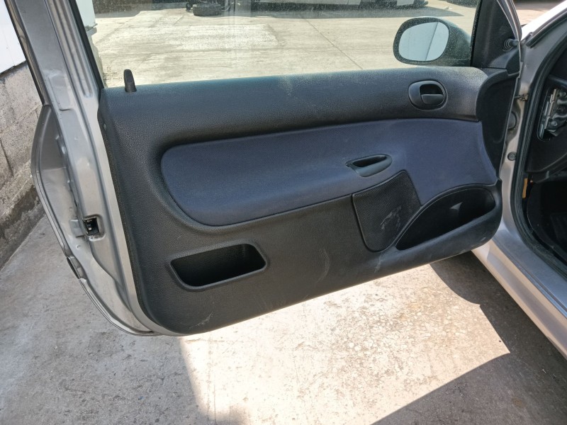 peugeot 206 hatchback (2a/c) del año 2000