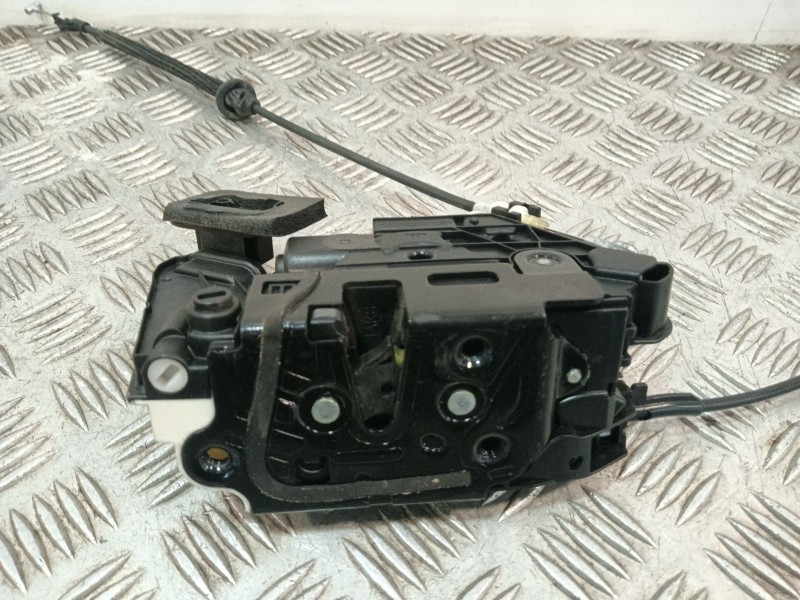 Recambio de cerradura puerta trasera izquierda para skoda yeti (5l) 1.2 tsi referencia OEM IAM 5K4839015F  