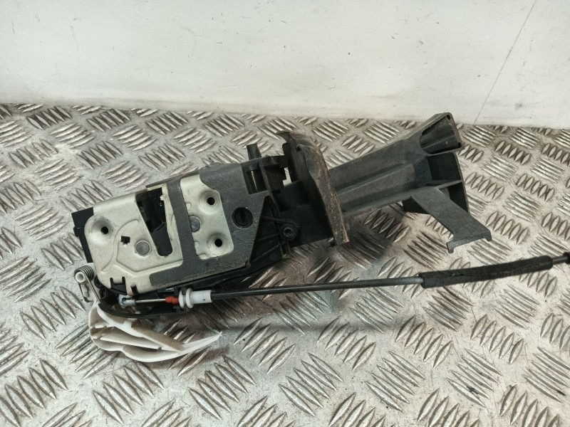 Recambio de cerradura puerta trasera derecha para ford c-max 1.0 ecoboost cat referencia OEM IAM AM5AR26412CC  