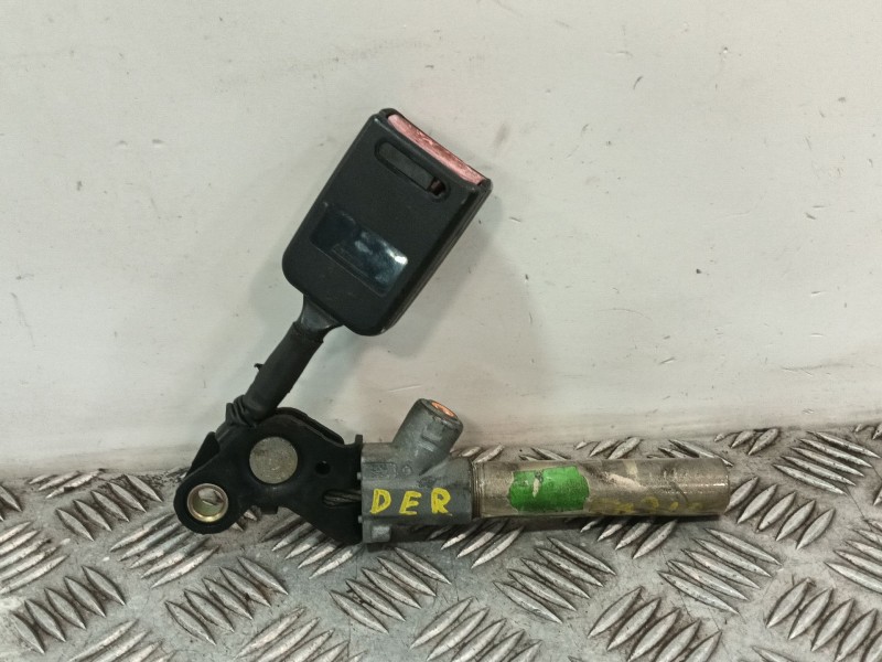 Recambio de enganche cinturon delantero derecho para citroën saxo (s0, s1) 1.5 d referencia OEM IAM 550522500A  